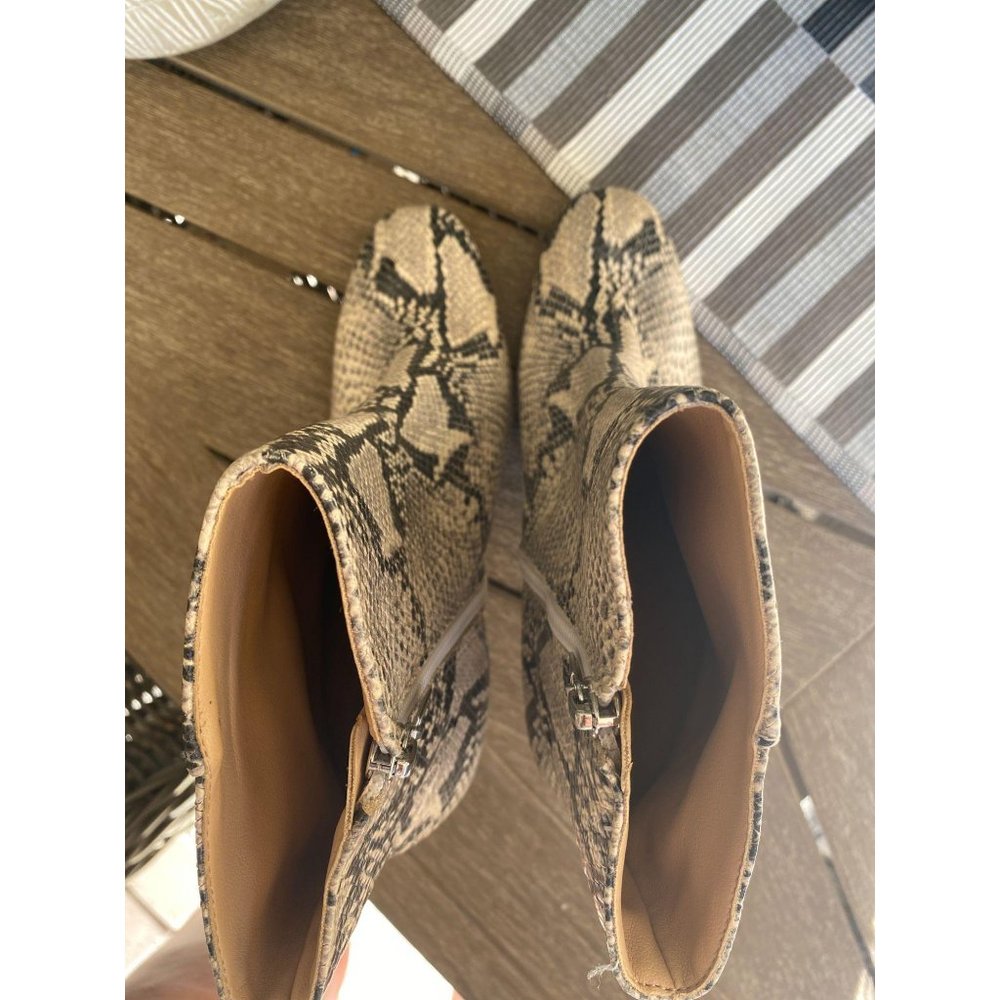SCHUTZ Pally Snake Print Clear Heel Booties NWOB 8 - Picture 11 of 13